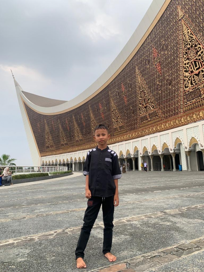 https://KevinRiskyPratama.khitanan.id/dirmember/00000002/TwinArfin/photo-17252-10964-l-202506110638.jpg
